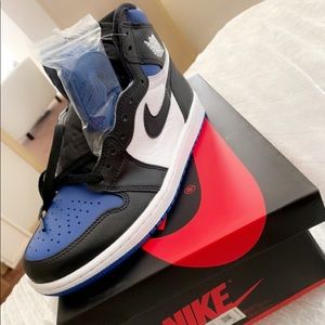 Air Jordan retro 1 high royal toe royal blue